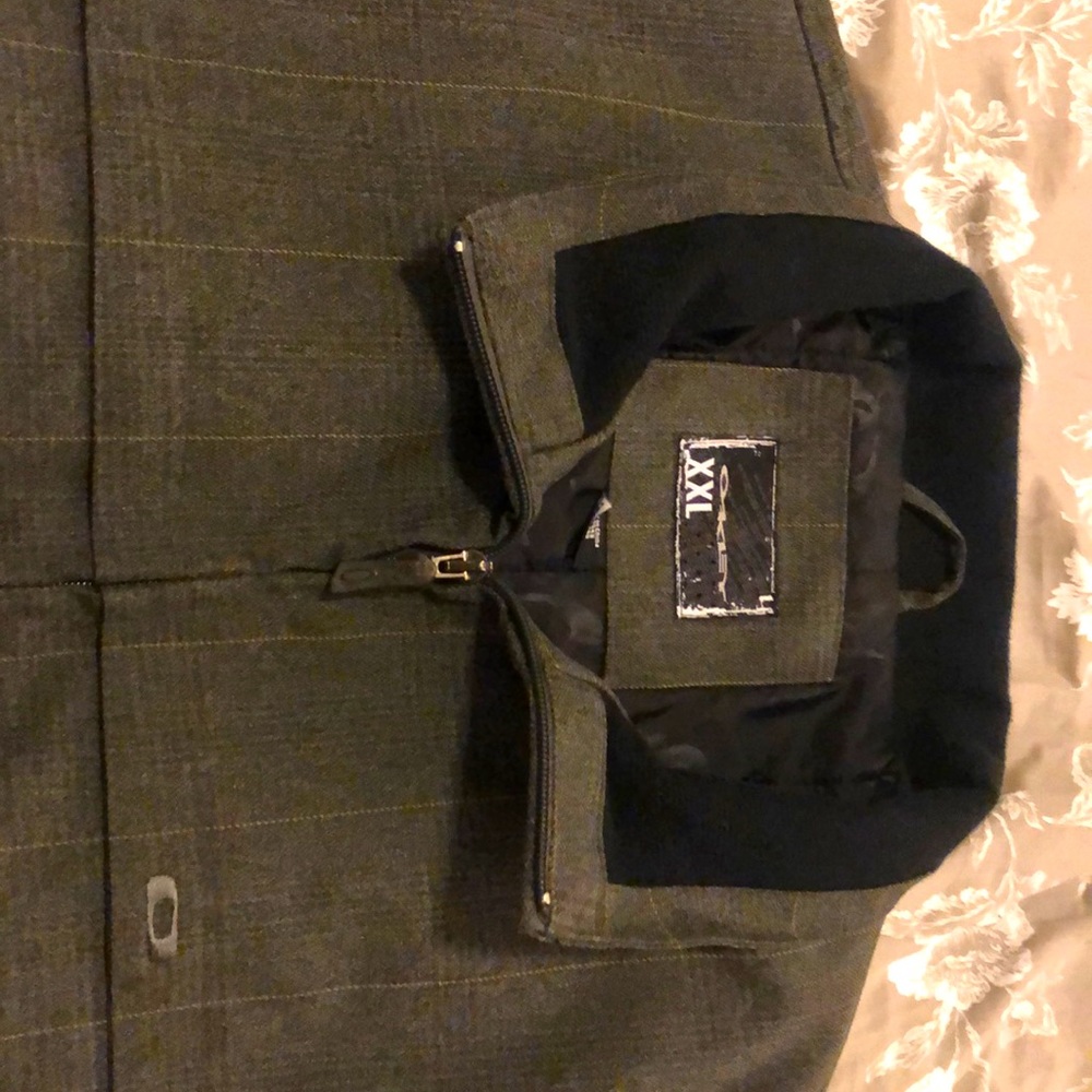A Oakley Jacket brand new and high quality.